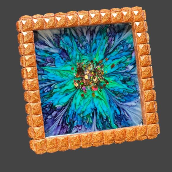 Dark Bloom with Copper Crystal Gem Edge Trinket Dish | Ring Dish - Picture 3 of 3